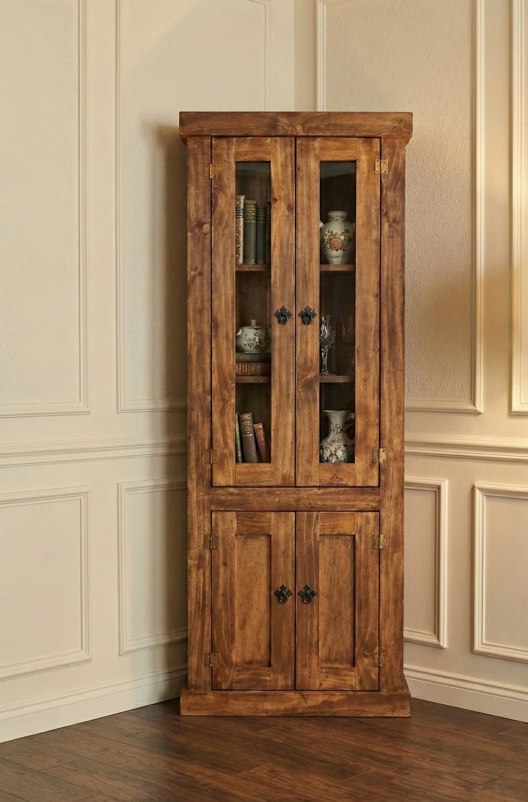 Vitrina esquinera de madera